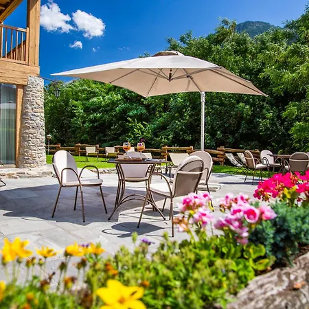 Les Montagnards Hotel 3*