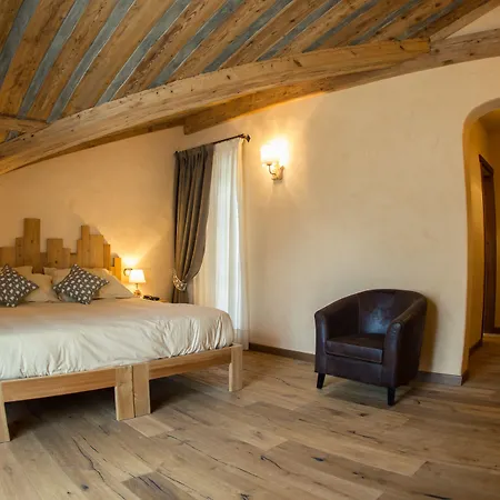 Les Montagnards Hotel Morgex