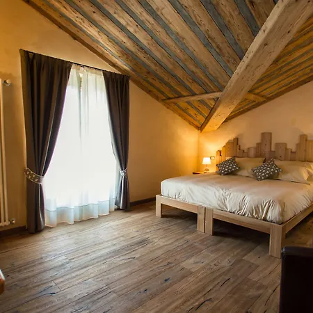 Hotel Les Montagnards 3*