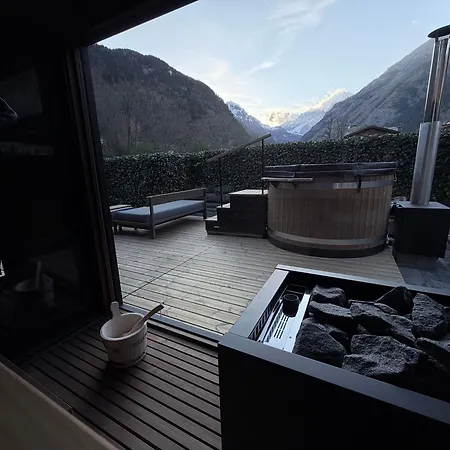 Hotel Les Montagnards 3*