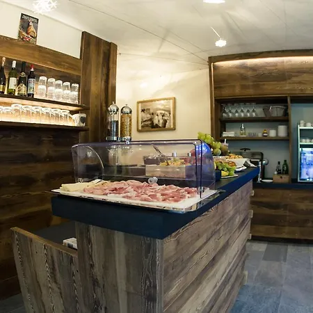 Les Montagnards Hotel 3*