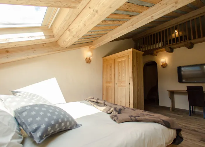 Les Montagnards Hotel 3*