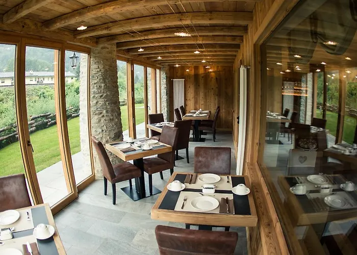 Les Montagnards Hotel 3*