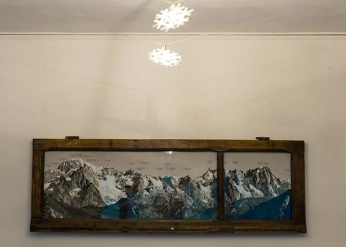 Les Montagnards Отель 3*